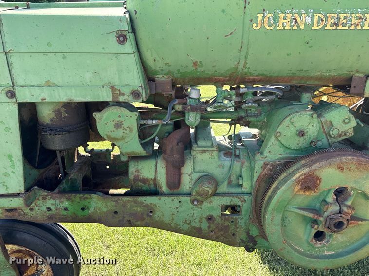 image for item DZ8586 1956 John Deere 70 tractor