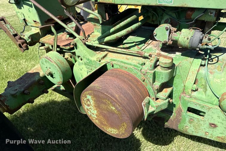 image for item DZ8586 1956 John Deere 70 tractor