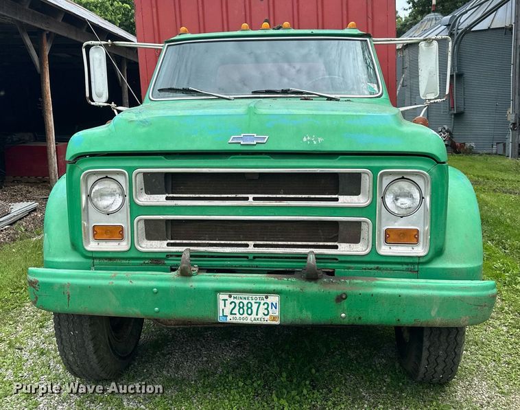 image for item EB2685 1970 Chevrolet C60 grain truck
