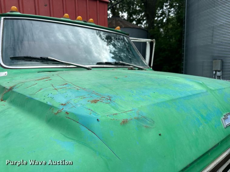 image for item EB2685 1970 Chevrolet C60 grain truck