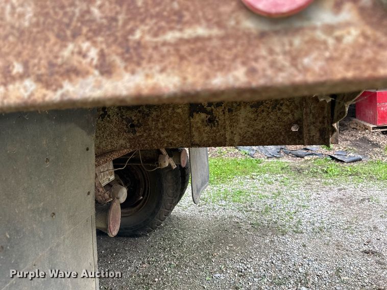 image for item EB2685 1970 Chevrolet C60 grain truck