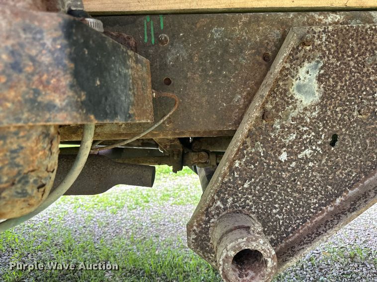 image for item EB2685 1970 Chevrolet C60 grain truck