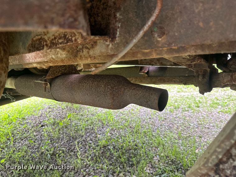 image for item EB2685 1970 Chevrolet C60 grain truck