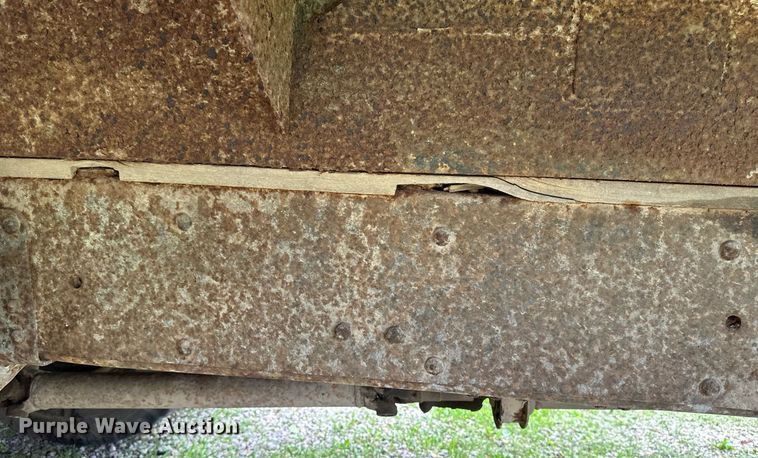 image for item EB2685 1970 Chevrolet C60 grain truck