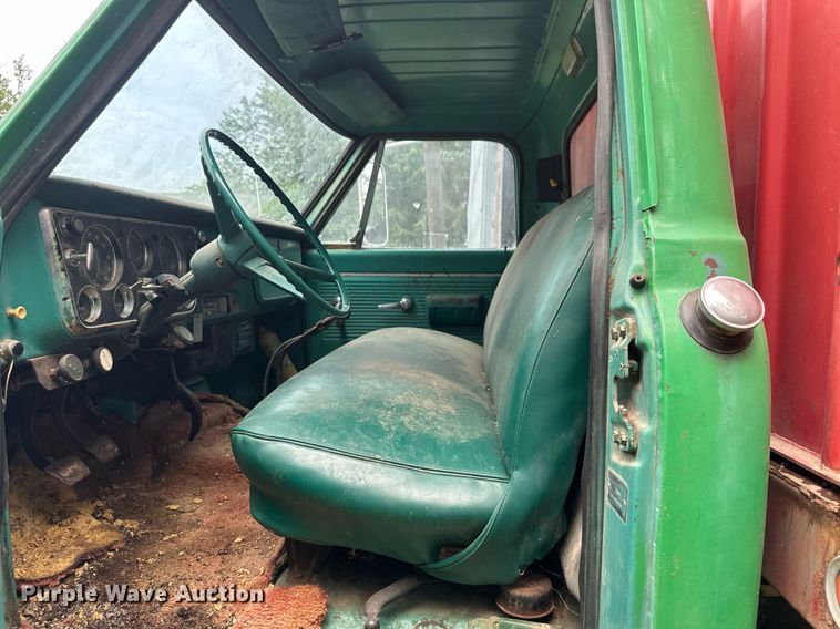 image for item EB2685 1970 Chevrolet C60 grain truck