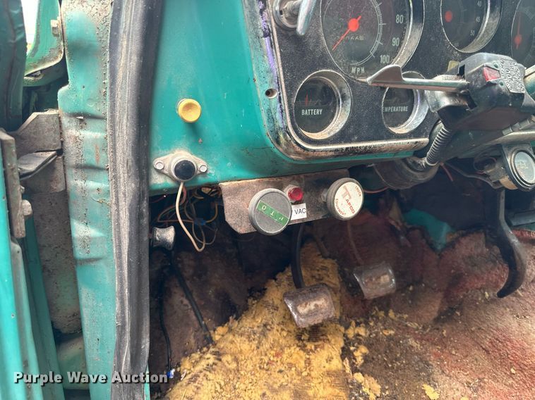 image for item EB2685 1970 Chevrolet C60 grain truck