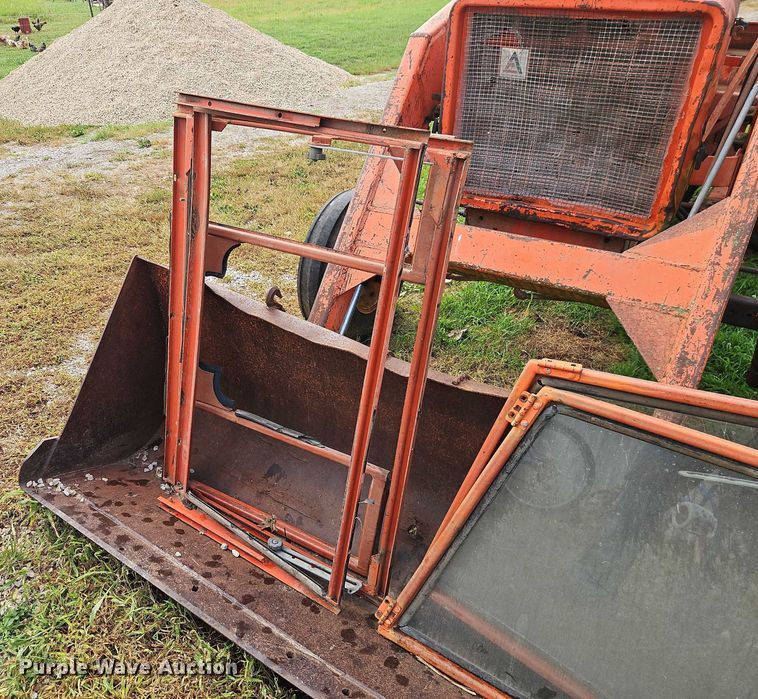 image for item EB8152 Allis-Chalmers One-Eighty tractor