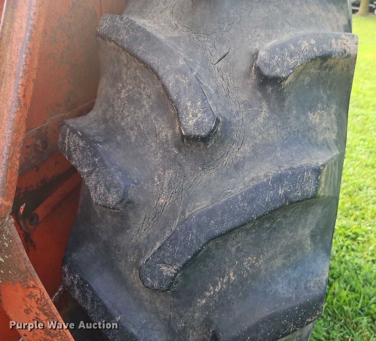 image for item EB8152 Allis-Chalmers One-Eighty tractor