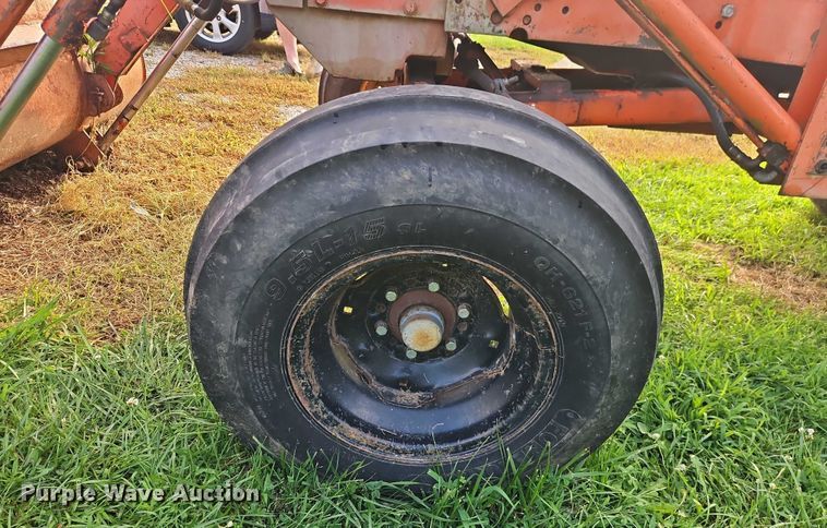 image for item EB8152 Allis-Chalmers One-Eighty tractor