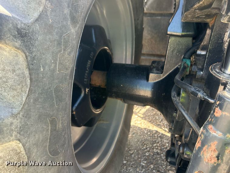 image for item EC1404 2014 Case IH Magnum 250 MFWD tractor