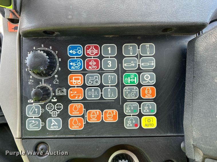 image for item EC1404 2014 Case IH Magnum 250 MFWD tractor