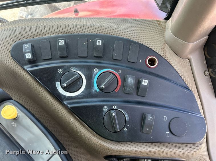 image for item EC1404 2014 Case IH Magnum 250 MFWD tractor