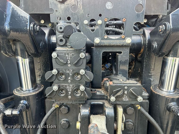 image for item EC1404 2014 Case IH Magnum 250 MFWD tractor