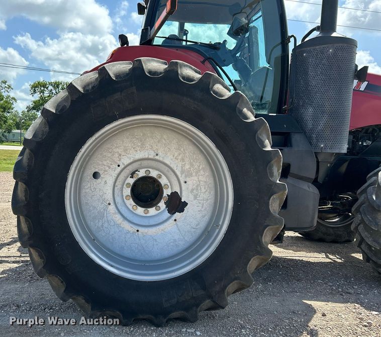 image for item EC1404 2014 Case IH Magnum 250 MFWD tractor