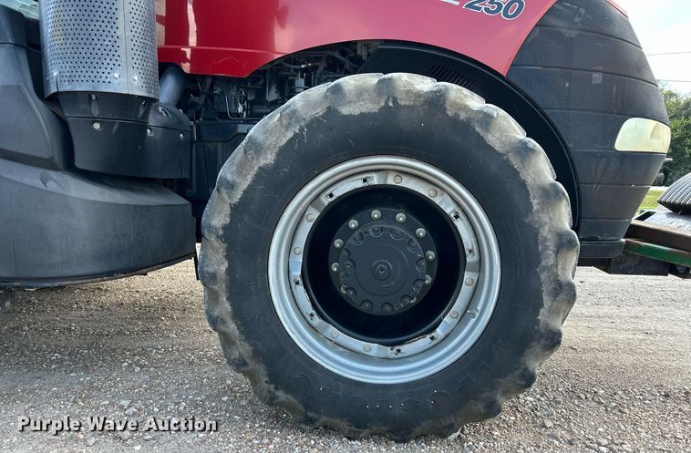 image for item EC1404 2014 Case IH Magnum 250 MFWD tractor