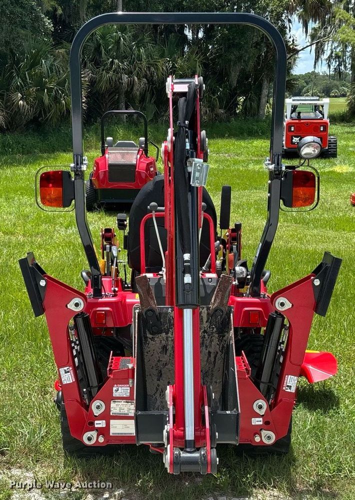 image for item EC3692 2023 Massey Ferguson GC1725 MFWD tractor