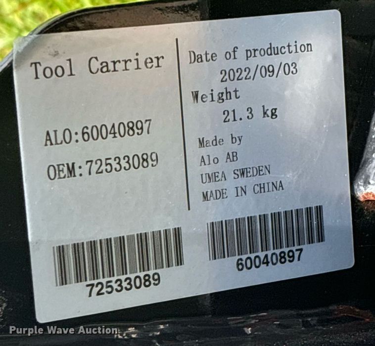 image for item EC3692 2023 Massey Ferguson GC1725 MFWD tractor