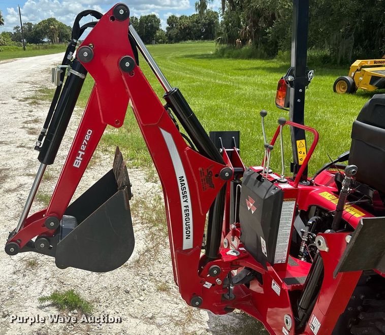 image for item EC3692 2023 Massey Ferguson GC1725 MFWD tractor