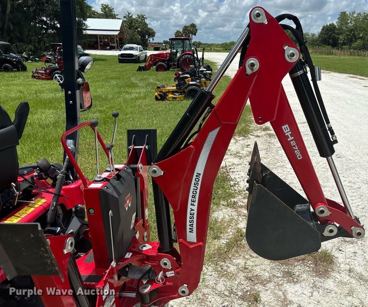 image for item EC3692 2023 Massey Ferguson GC1725 MFWD tractor