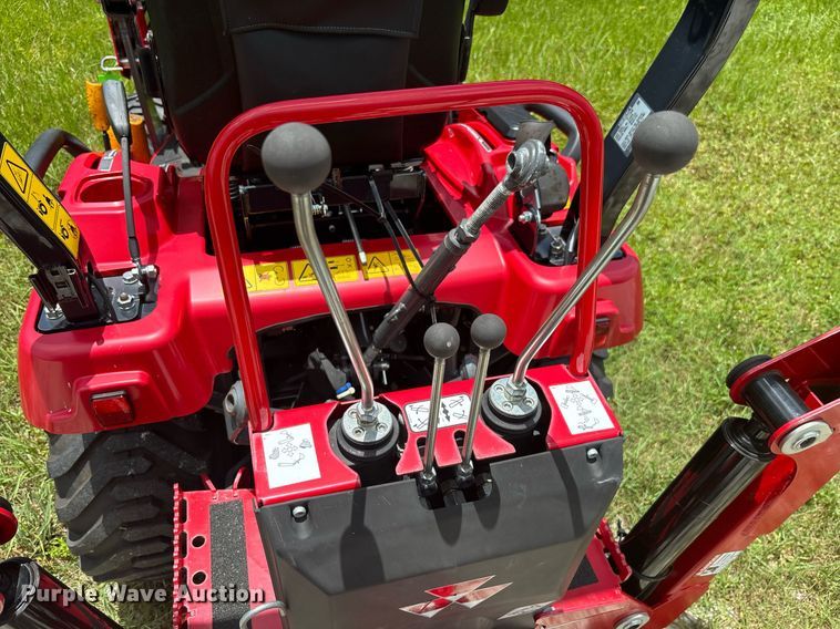 image for item EC3692 2023 Massey Ferguson GC1725 MFWD tractor