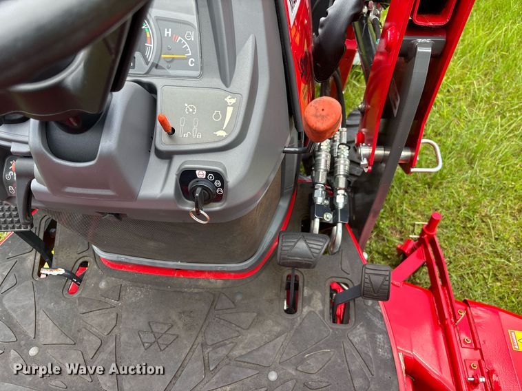 image for item EC3692 2023 Massey Ferguson GC1725 MFWD tractor