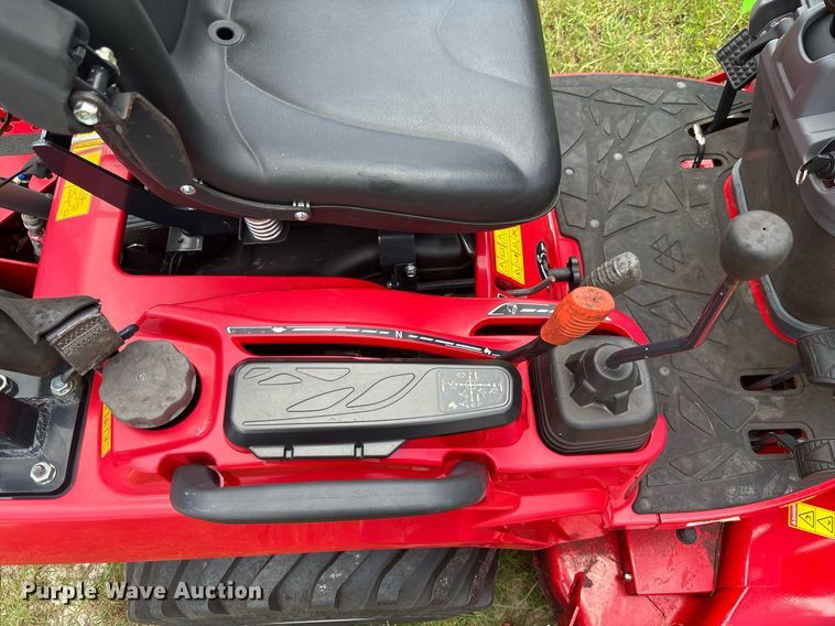 image for item EC3692 2023 Massey Ferguson GC1725 MFWD tractor