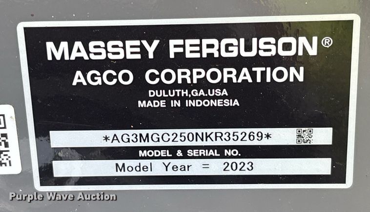 image for item EC3692 2023 Massey Ferguson GC1725 MFWD tractor