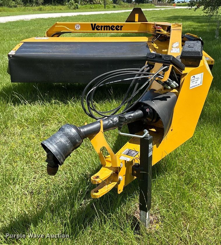 image for item EC3705 2022 Vermeer TM710 disc mower