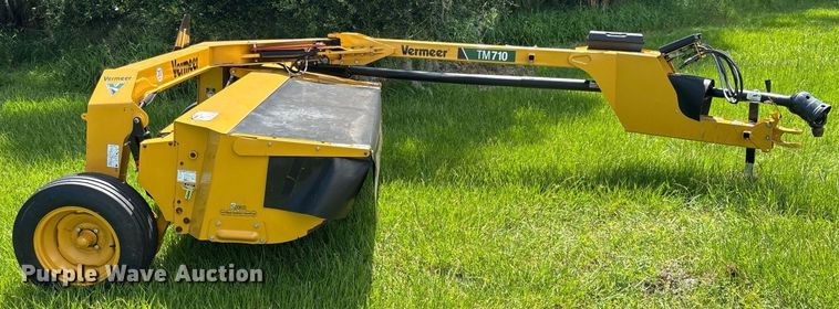 image for item EC3705 2022 Vermeer TM710 disc mower