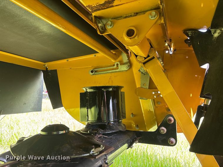 image for item EC3705 2022 Vermeer TM710 disc mower