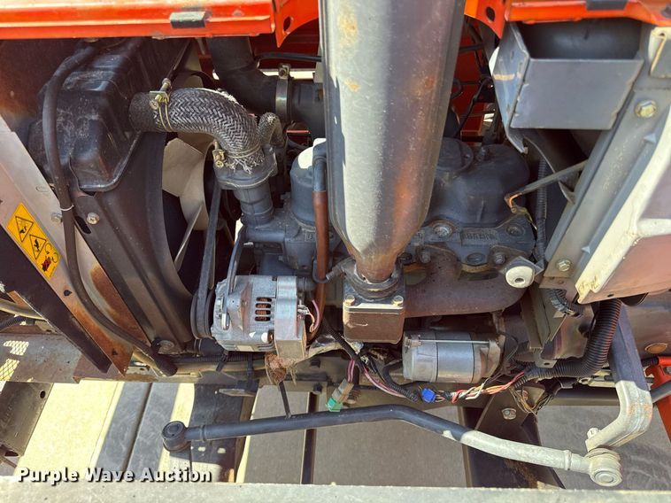 image for item ED4245 Kubota L2500 MFWD tractor