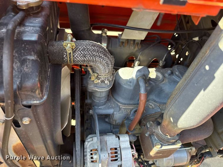 image for item ED4245 Kubota L2500 MFWD tractor