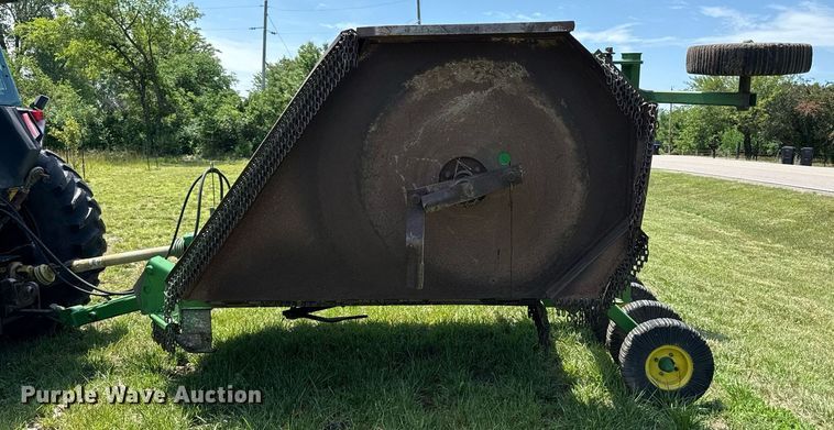 image for item ED4260 John Deere 1518 batwing rotary mower