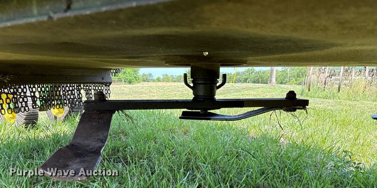 image for item ED4260 John Deere 1518 batwing rotary mower