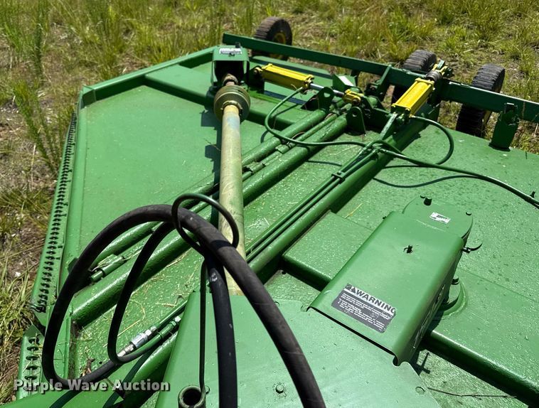 image for item ED4260 John Deere 1518 batwing rotary mower