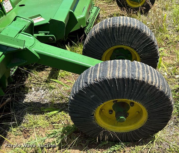 image for item ED4260 John Deere 1518 batwing rotary mower