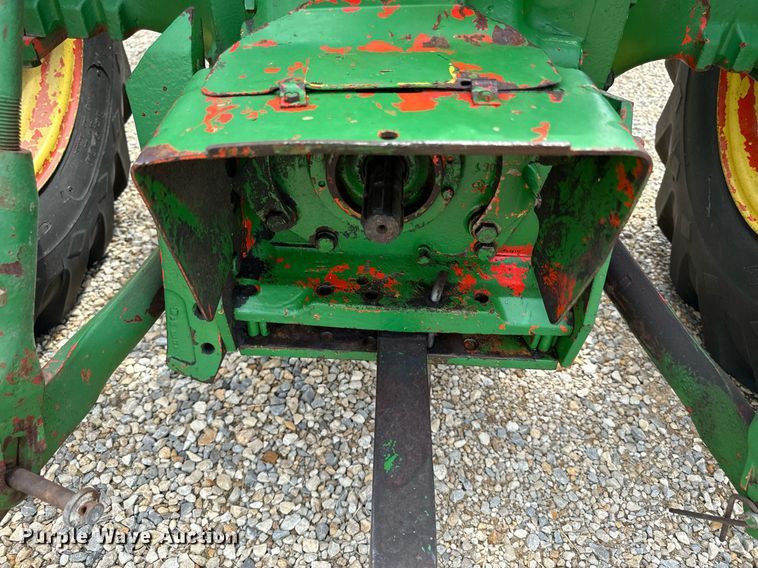 image for item ED4266 John Deere 2150 tractor