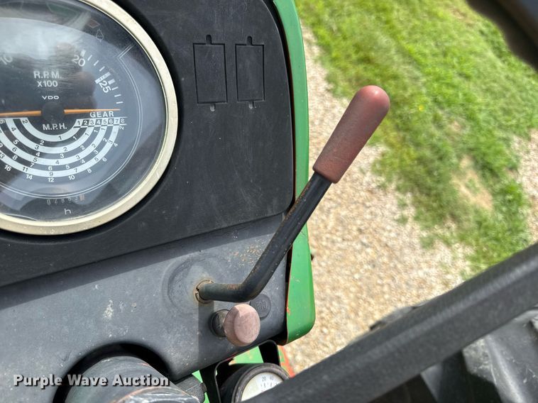 image for item ED4266 John Deere 2150 tractor