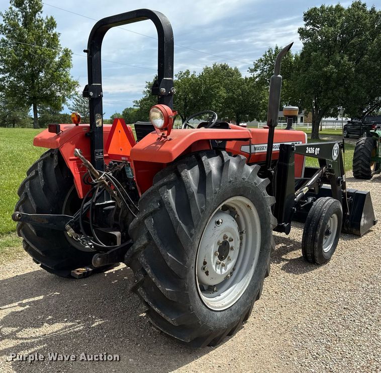 image for item ED4267 Massey Ferguson 271 tractor