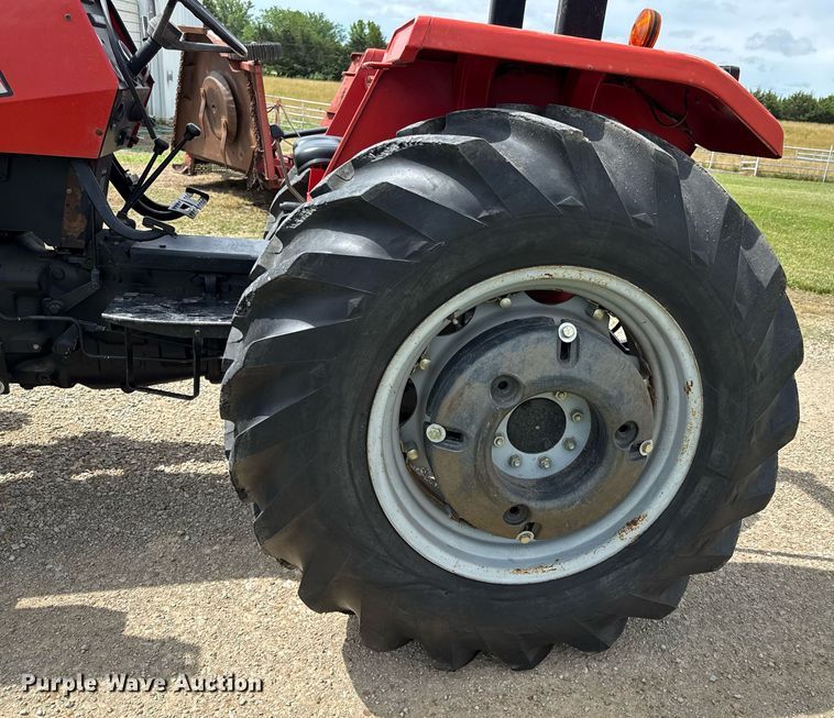 image for item ED4267 Massey Ferguson 271 tractor