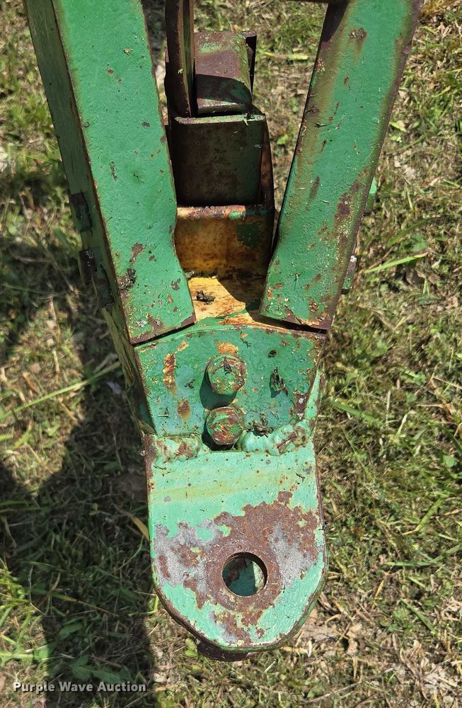 image for item EF1551 John Deere 894A hay rake