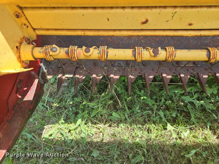 image for item EF1552 New Holland Haybine 489 swather / windrower