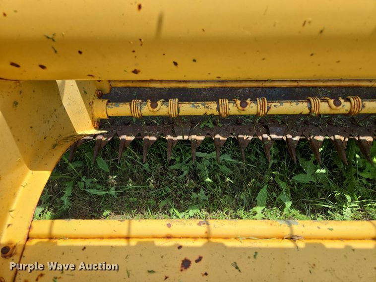 image for item EF1552 New Holland Haybine 489 swather / windrower