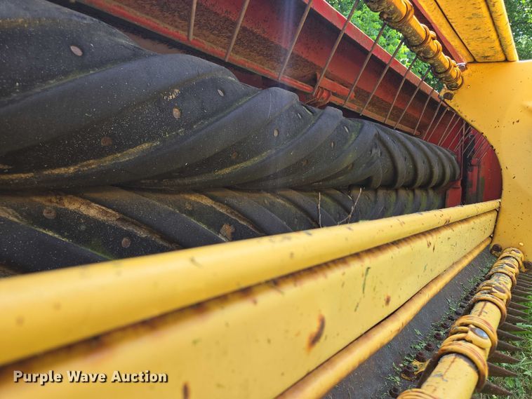 image for item EF1552 New Holland Haybine 489 swather / windrower