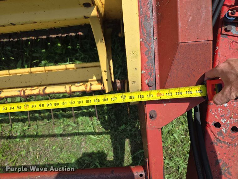 image for item EF1552 New Holland Haybine 489 swather / windrower