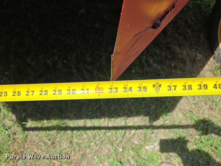 image for item EF1552 New Holland Haybine 489 swather / windrower