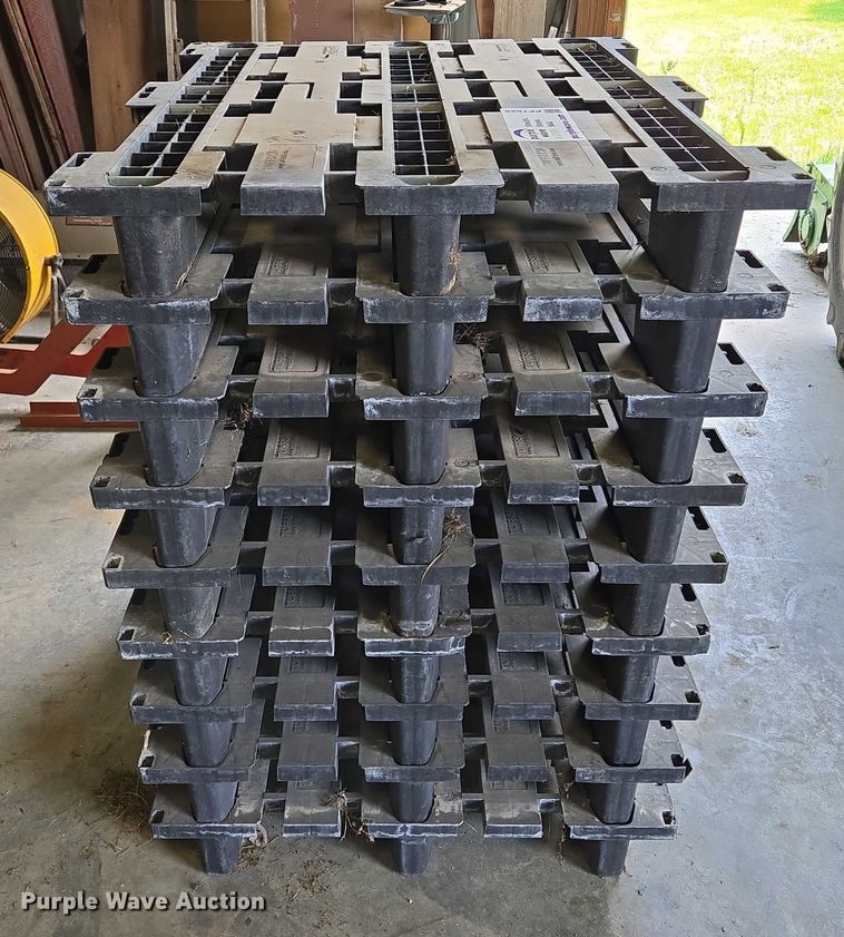 image for item EF1555 (9) Tuffskid heavy duty pallets