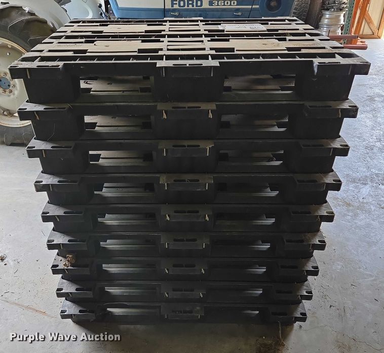 image for item EF1555 (9) Tuffskid heavy duty pallets