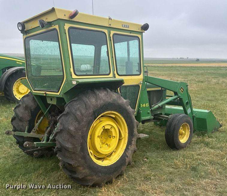 image for item EG6596 John Deere 2030 tractor