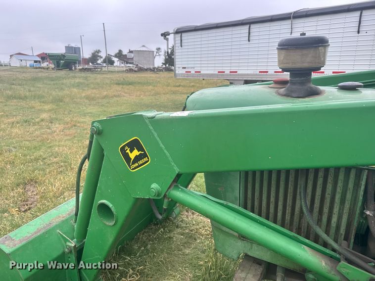 image for item EG6596 John Deere 2030 tractor